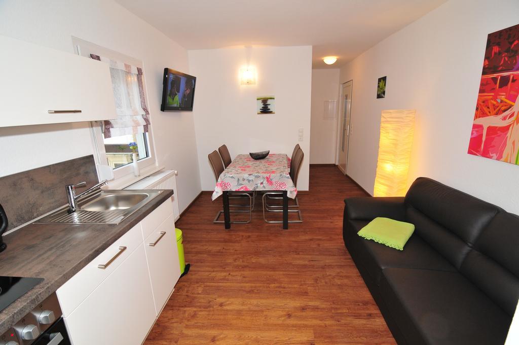 Fewo Samanta Schmider- Auch Kurzfristig Ep Karten Garantiert! Apartment Rust Bilik gambar