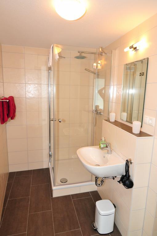 Fewo Samanta Schmider- Auch Kurzfristig Ep Karten Garantiert! Apartment Rust Bilik gambar