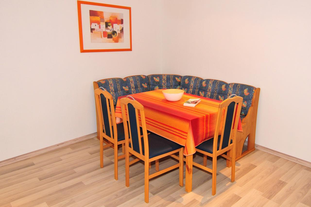 Fewo Samanta Schmider- Auch Kurzfristig Ep Karten Garantiert! Apartment Rust Bilik gambar